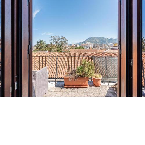 Schiavuzzo Apartment with Terrace by Wonderful Italy