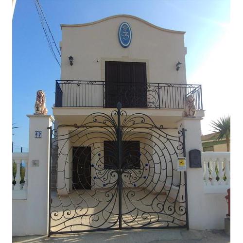 Sciascia Apartment