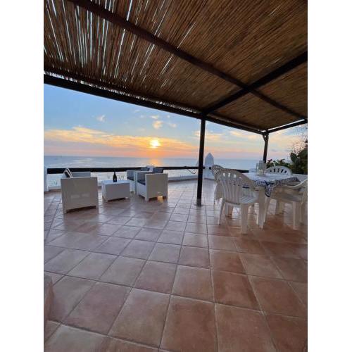 Sea -view Apartament CAVA DELL’ISOLA (FORIO)