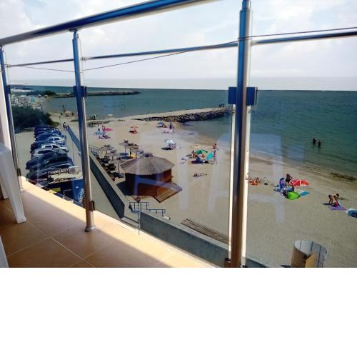 Sea Bay