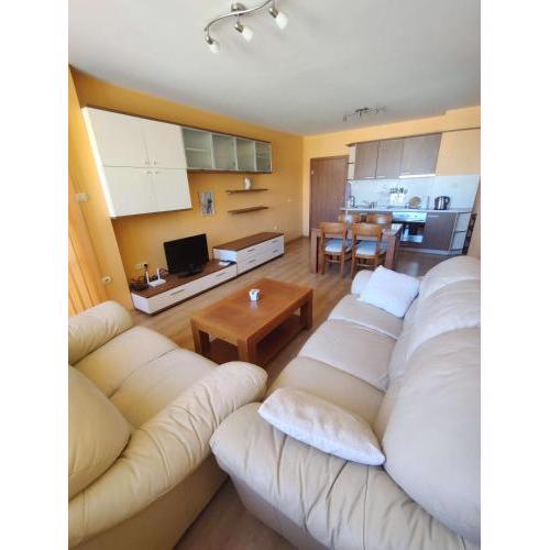 Sea Breeze Apartment