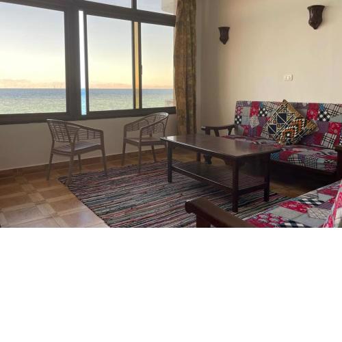 Sea Breeze Seaview