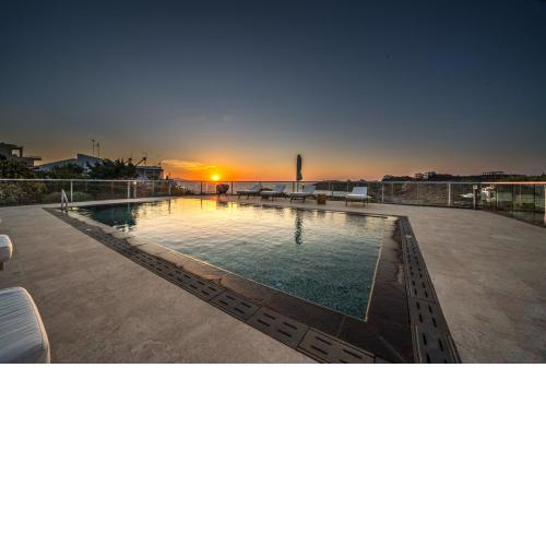 Sea Front & Sunset Villa
