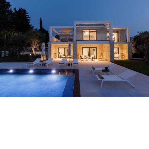 Sea Front Utra Modern Villa