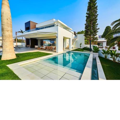Sea Gardens Villa