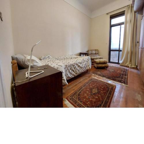 Sea Resident a private room with side sea view at Shared apartment For Men only No Ladies allowedغرفة خاصة في شقة أمام البحر للرجال فقط ممنوع السيدات