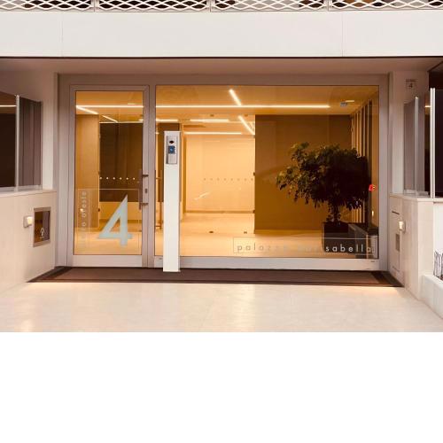 Sea Sense Suite 1