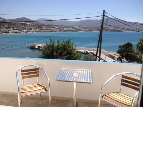 Sea View And Mountain View Apartment For 4 People