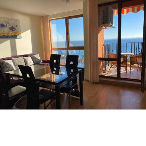 Sea view apartment in Sveti Vlas