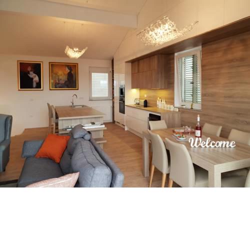 Sea View Art Penthouse