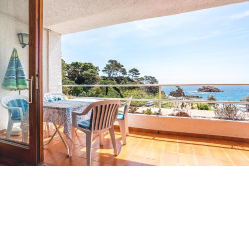 Sea view Balcony apartment