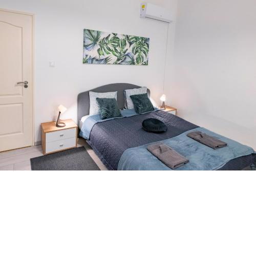 Sea view silent luxury apartment