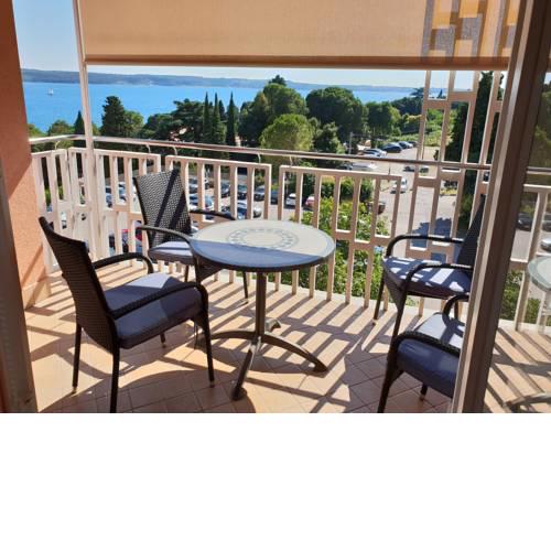 Sea View studio Ela Jadranka