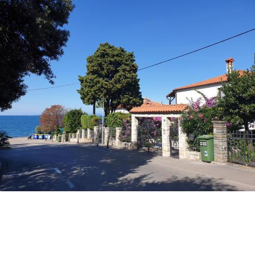 Sea View Terrace Apartment Izola