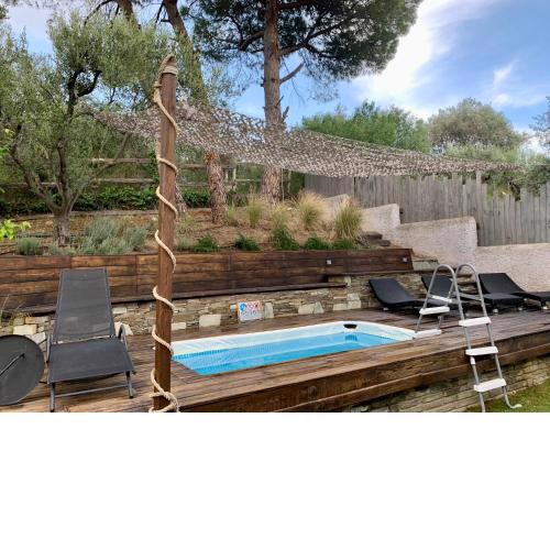 Sea view villa in Olive Garden