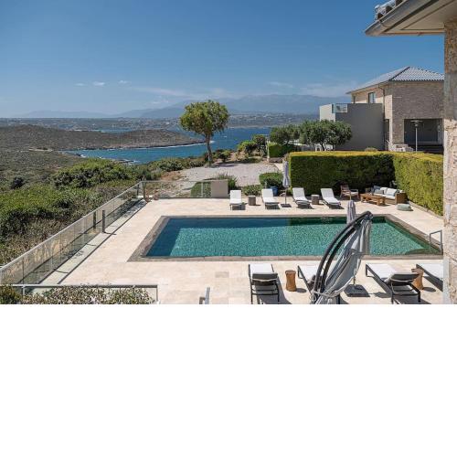 SeaCrete villa
