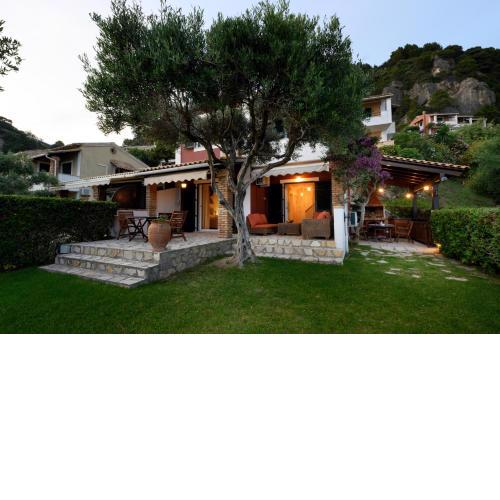 Seaduced, Glyfada, Beachfront Villa