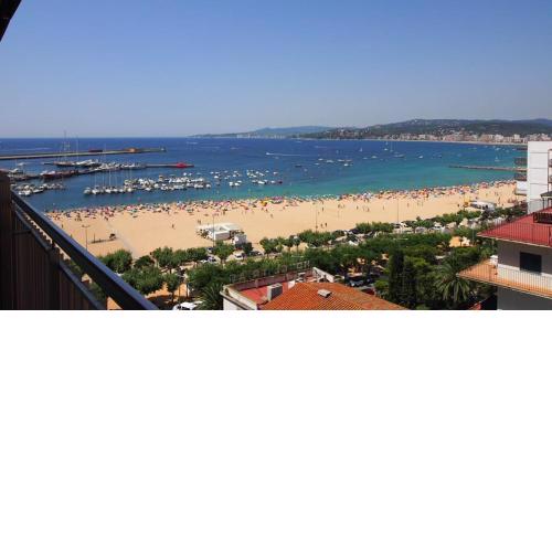 Seafront Apartment in Palamós