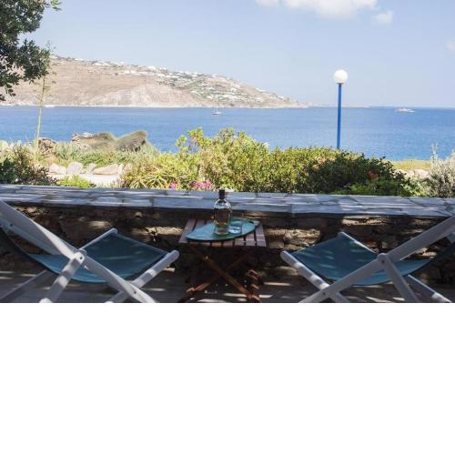 Seafront Green House in Mykonos