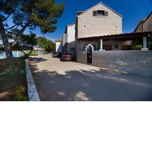 Seafront holiday home Nautilus