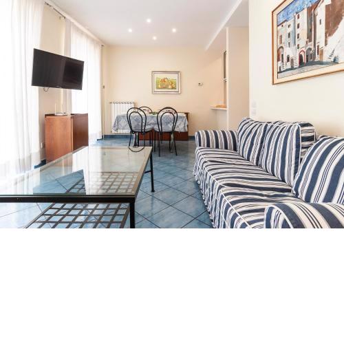Seafrot Sperlonga Apartament_Bellissimo Appartamento Fronte Mare