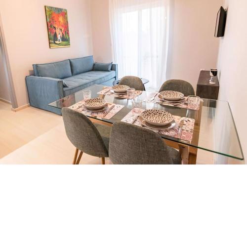 Seagull's Point: Preveza waterfront apartment II