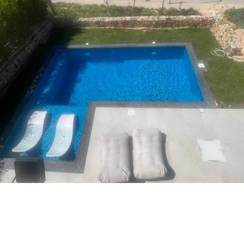 Seashell villa with private pool