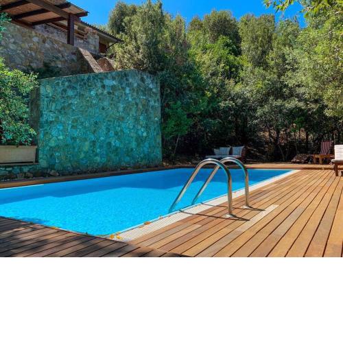 Seaside Paradise - Private Villa with Pool