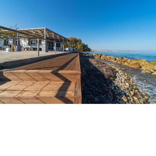 Seaside Private Beach Villa 3BR w 3,5 BA