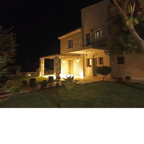 Seaside retreat house