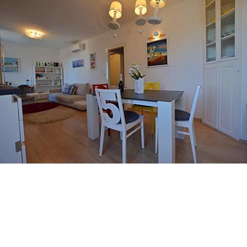Seaview apartment Andana