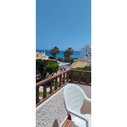 Seaview duplex in a popular community, El Campello