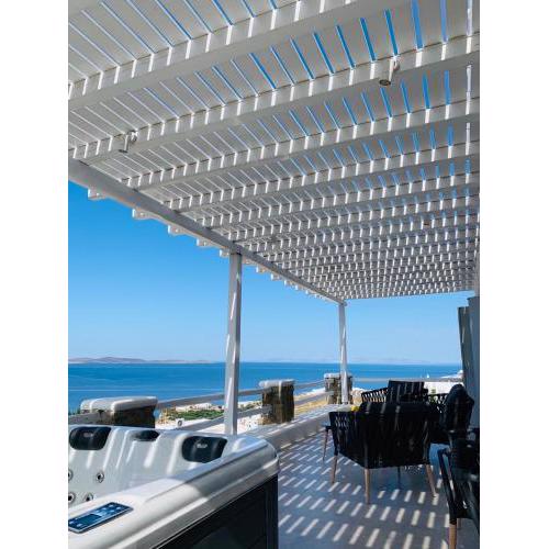 Seaview & Jacuzzi summer residence
