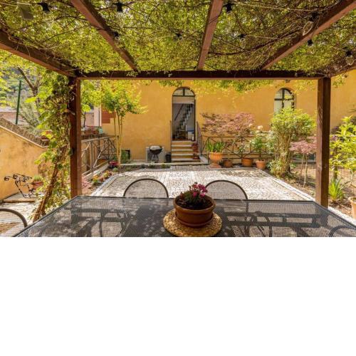 Secret Garden House