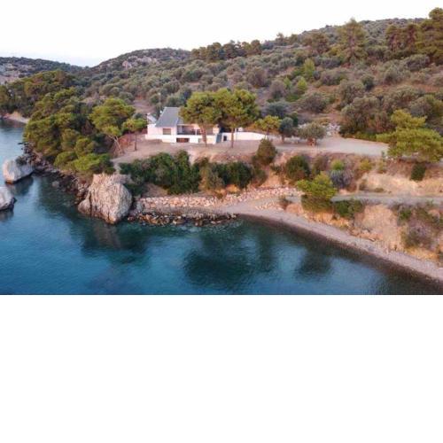 SECRET PARADICE-HIDDEN GETAWAY-PRIVATE BEACH