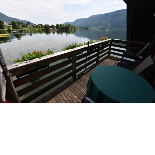Seehaus direkt am Ossiachersee