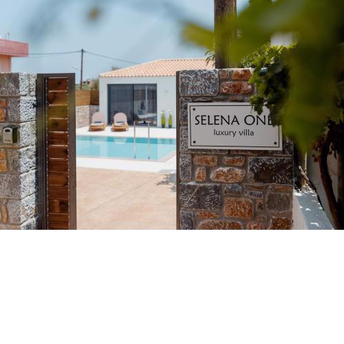 Selena One Luxury Villa with private swimming pool