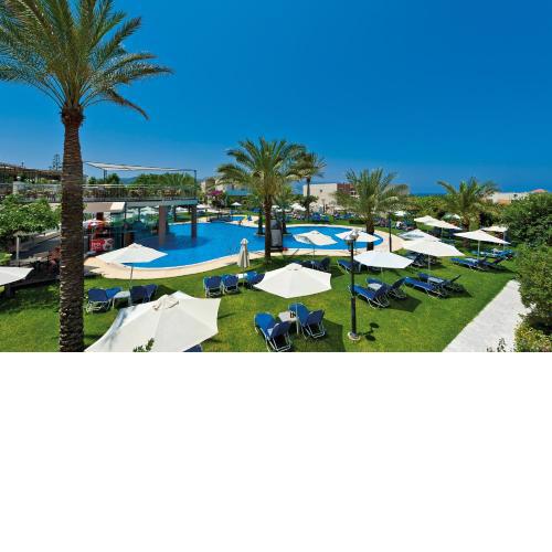Selini Suites & Waterpark