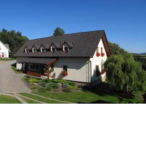 Selský dvůr 2