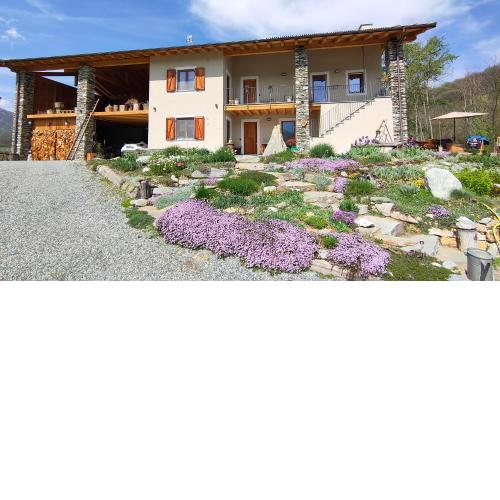 SEMI AL VENTO: la bio-casa nel giardino incantato!