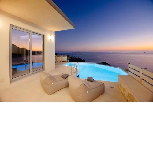 Sene Villa - Sea Front Luxury Villa
