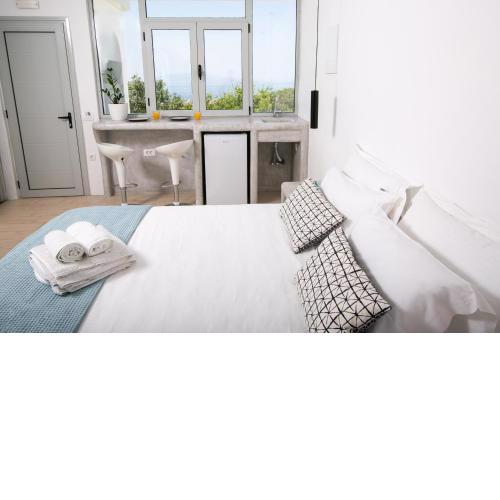 Sensia Studio with Sea View