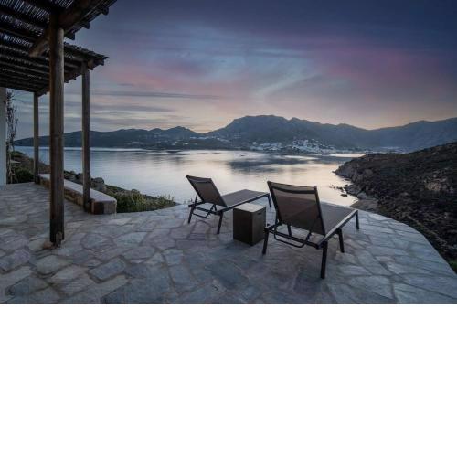 Serenity Beach Villa - Port View