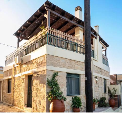 Serenity Stone House, a Blissful Retreat