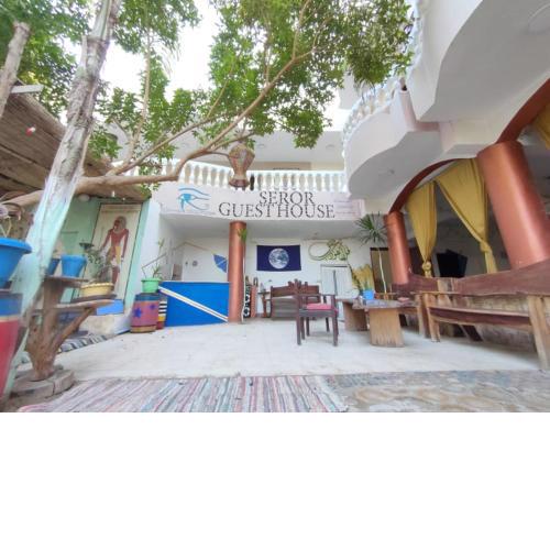 Seror Guest House