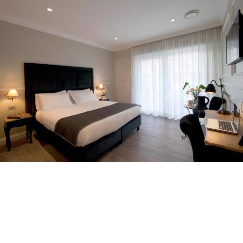 Seven Suites
