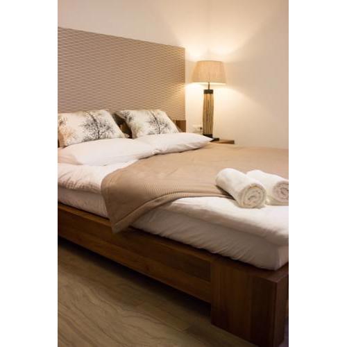 Shangri La Rooms