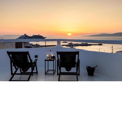 She Mykonos - The Residency
