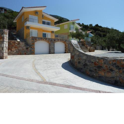 Shiraz Villas