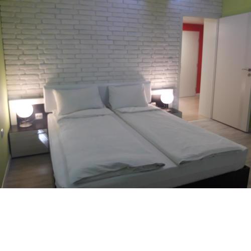 Shishkova 3 Apartment
